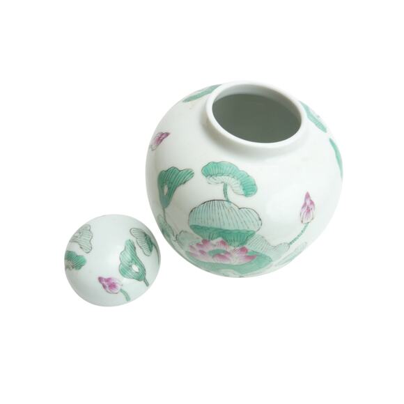 Vintage Japanese Ginger Jar W/ Lid Lotus Flowers & Leaves - Picture 2 of 4